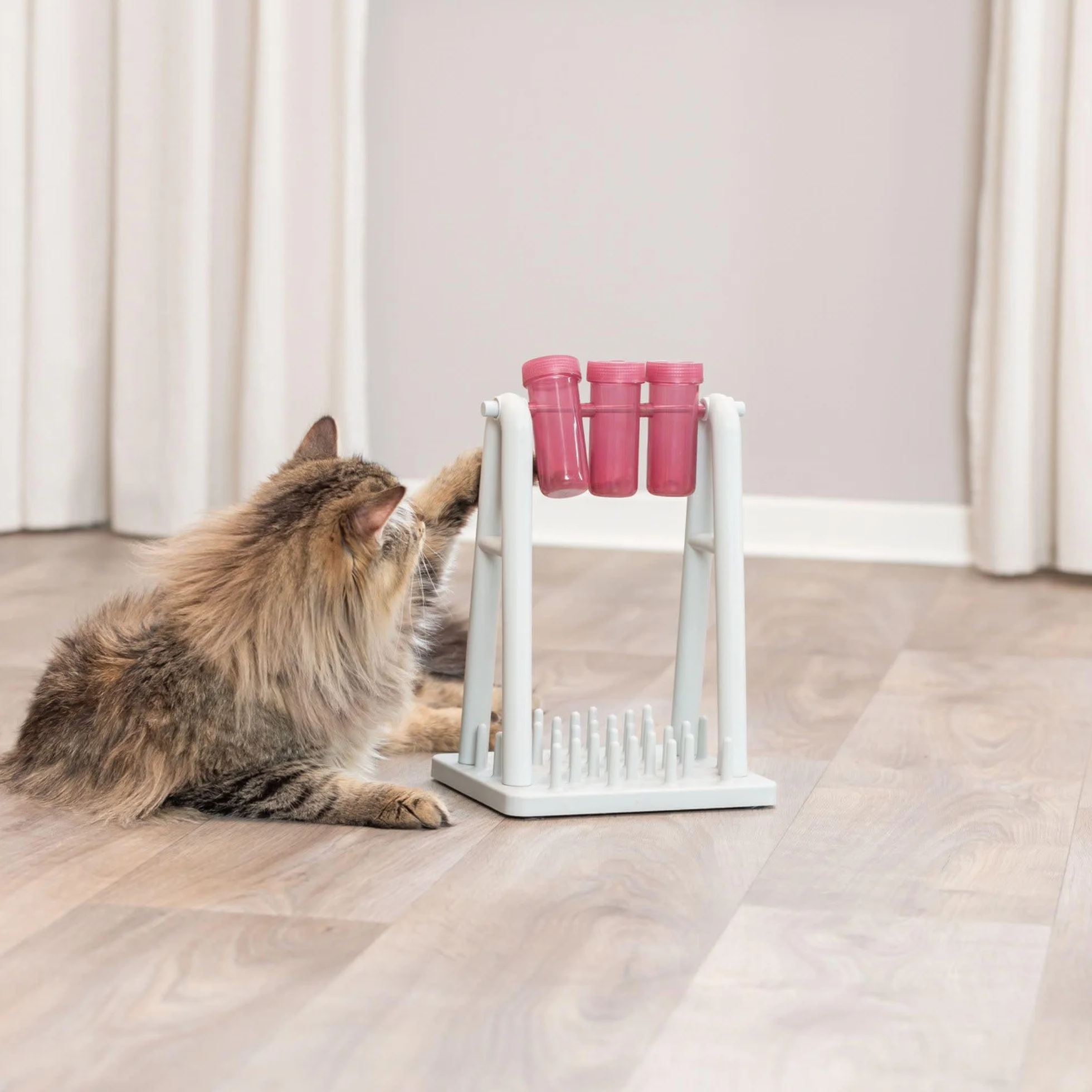 TRIXIE jouet interactif pour chat Cat Activity Turn Around 22x33 cm jeu intelligence stratégie