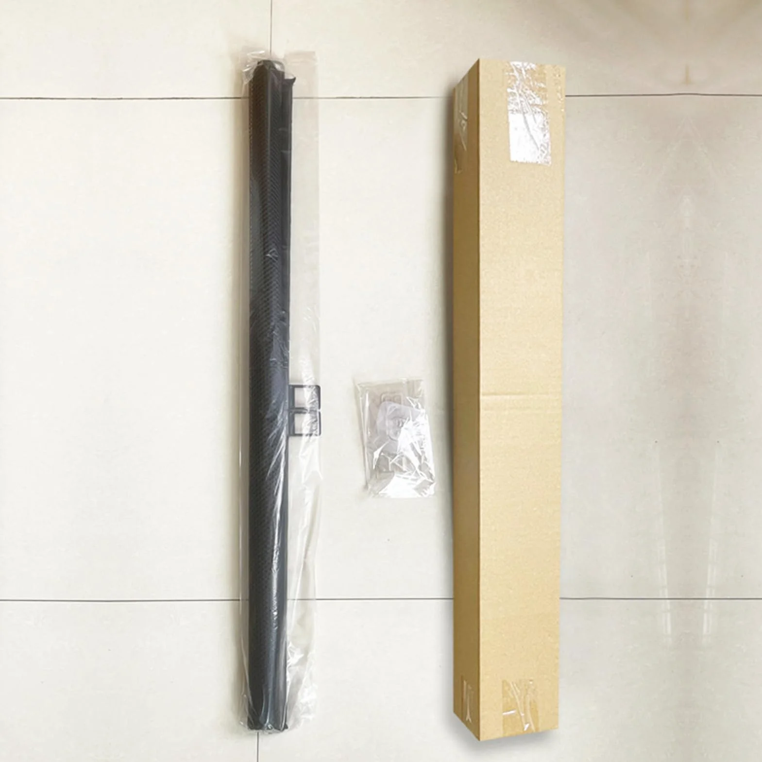 Barrière automatique pour animaux de compagnie - Porte rétractable avec filet de sécurité, installation rapide, design compact