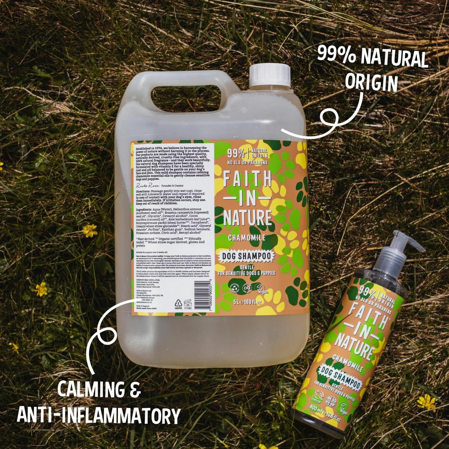 Faith In Nature Shampoing Naturel à la Camomille pour Chien, végétalien et sans cruauté Envers Les Animaux, sans SLS ni parabènes, Doux, pour Chiens et Chiots sensibles, Paquet de Recharge de 5 L