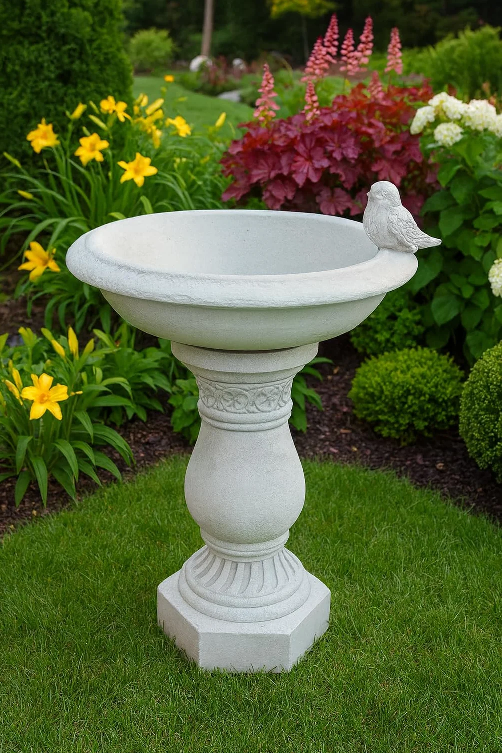 Bain d'oiseau Antique sur Colonne décorative en Pierre coulée