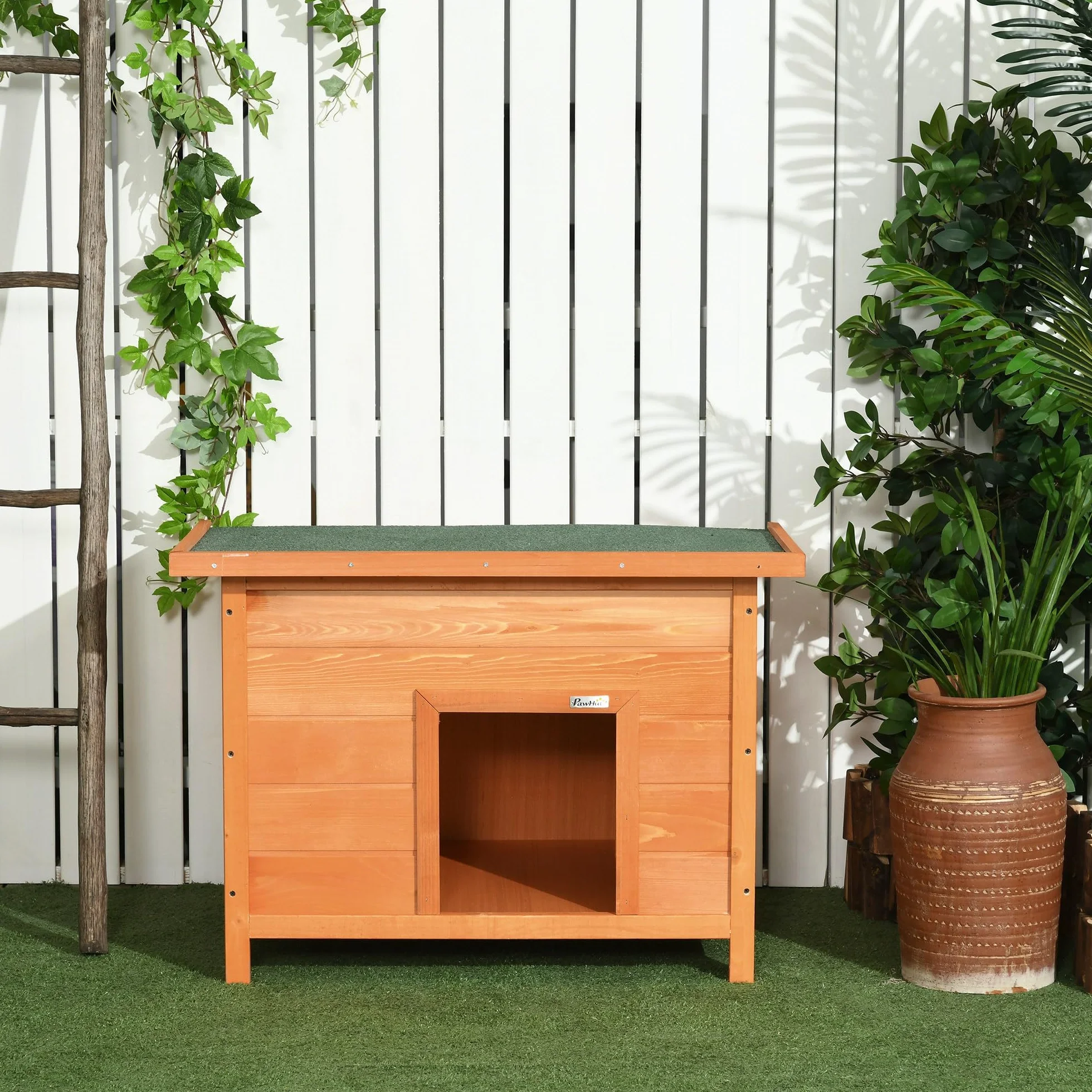 PawHut Niche pour Chien Chat en Bois sur Pied 85 x 58 x 58 cm pin Massif Marron Vert