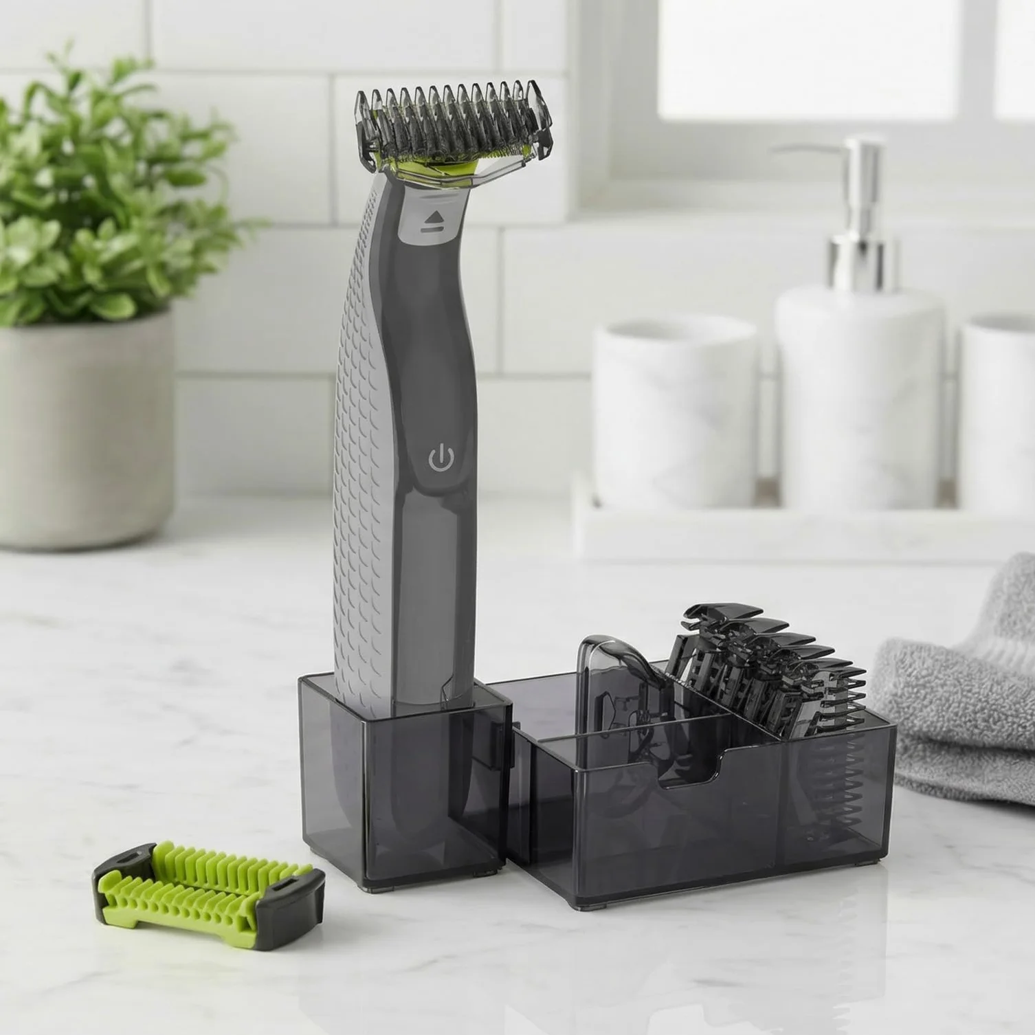 Philips Norelco OneBlade Kit de Sabots Plus, sabots 1-6 mm, sabot corporel, capuchon de protection, support de rangement, Noir