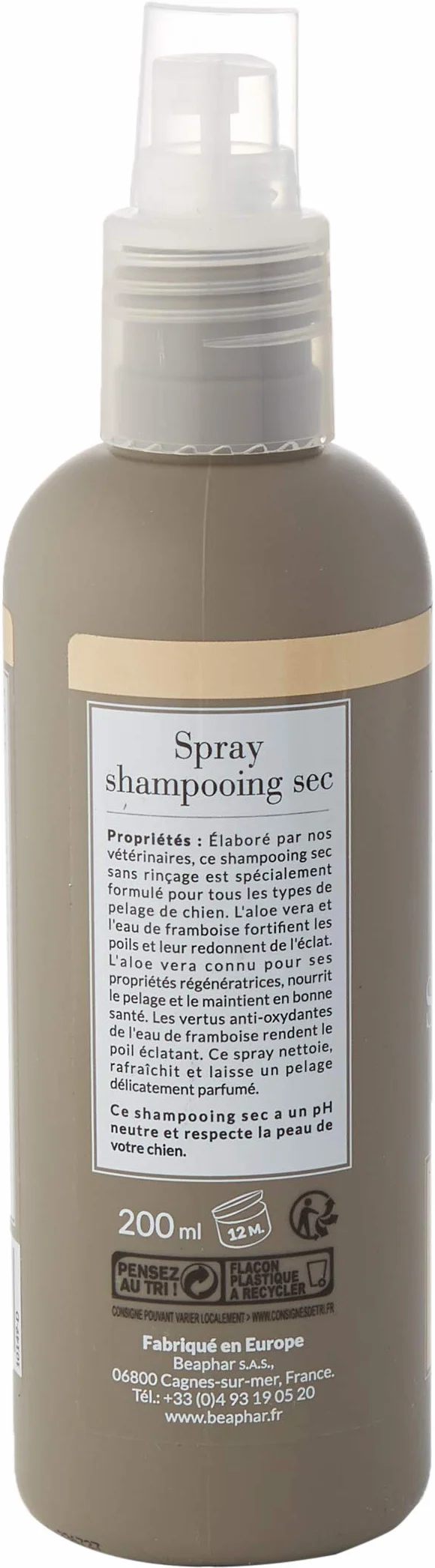 BEAPHAR – Spray Shampoing Sec Premium Ultra-Doux pour Chien – Extraits naturels d'Aloe Vera et de l'eau de Framboise – Fortifie et redonne de l'éclat au Poil – Prêt à l'emploi, sans rinçage – 200 ML