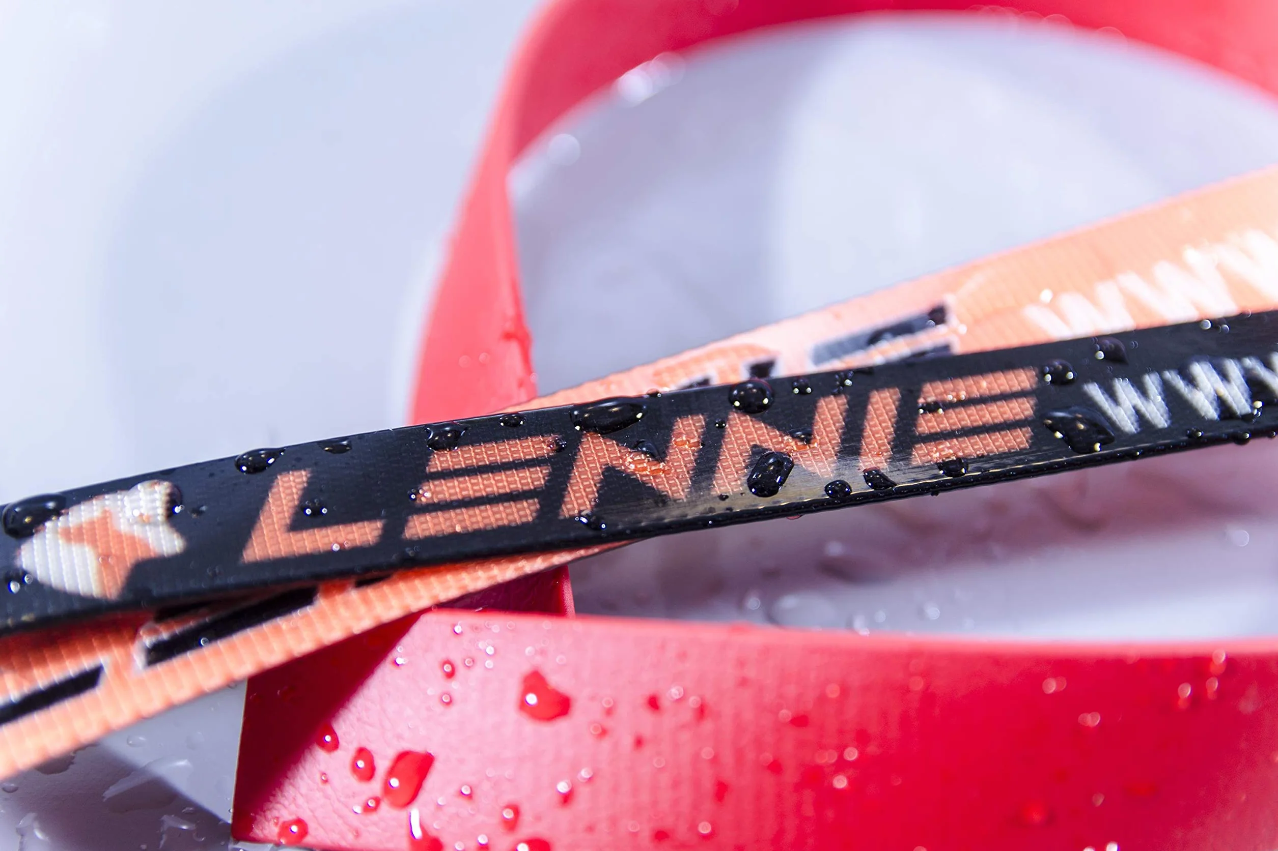 Laisse en nylon avec boucle pour la main et revêtement PVC imperméable et facile d'entretien 4 couleurs épaisseur 12 mm Longueur 3-20 m