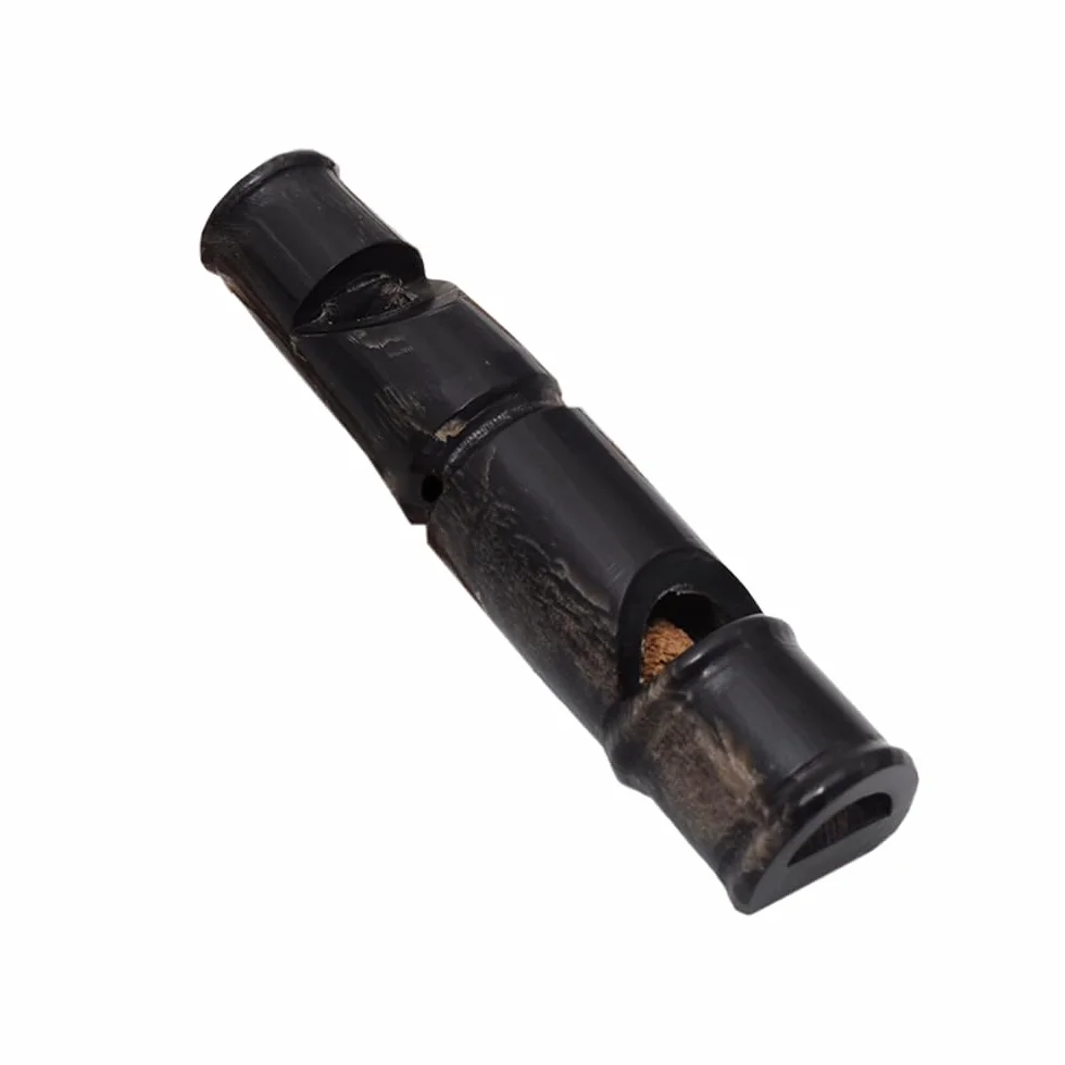 Sifflet en corne de buffle fait main 6 cm avec cordon cuir pour chien chasse extérieur