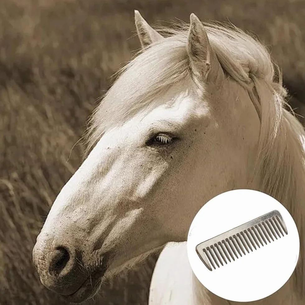 Peigne de toilettage en métal pour cheval argenté