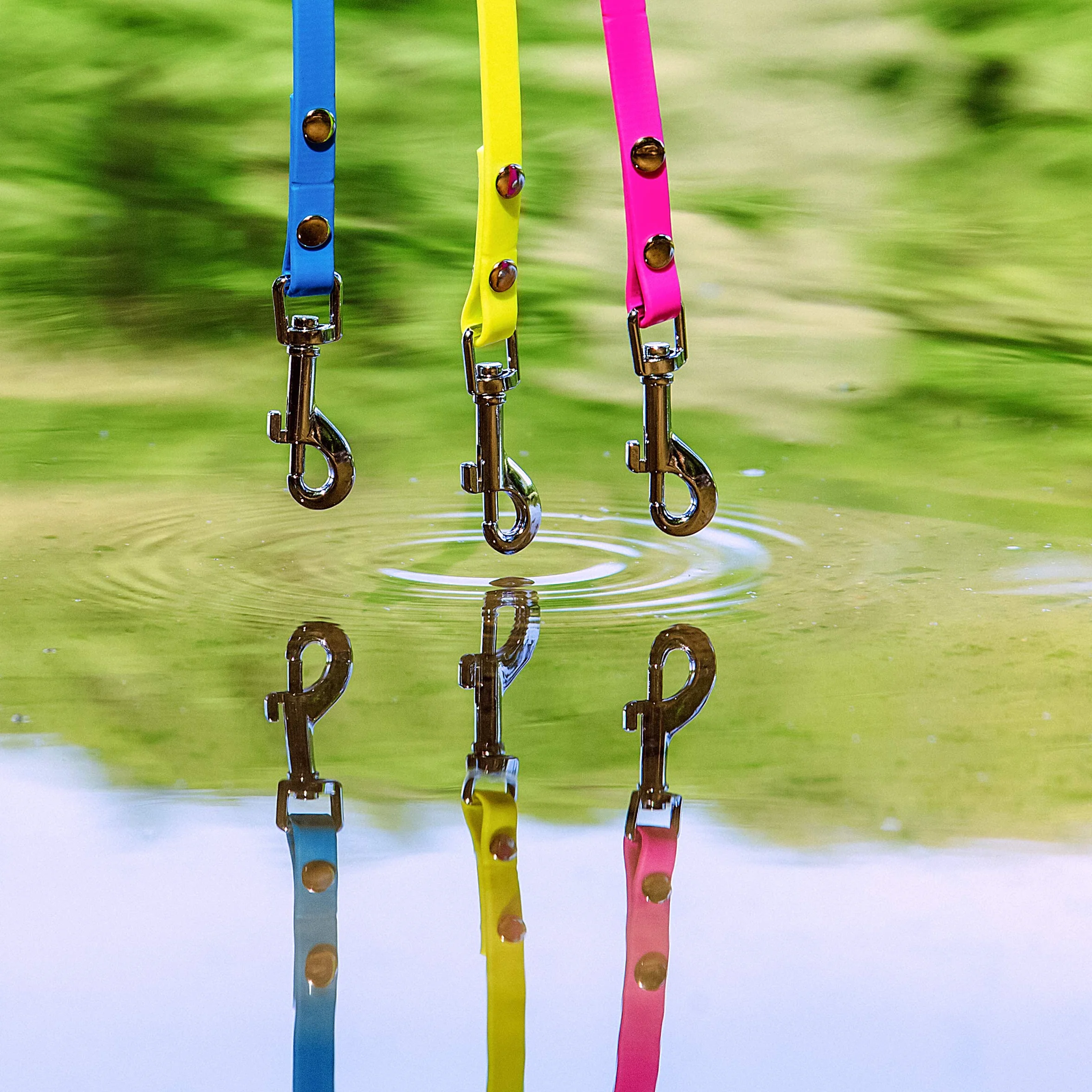Laisse à Pister 10m, Laisse de Chien, Mousqueton, Jaune Fluo, Extra étroite, Résistante à l'Eau