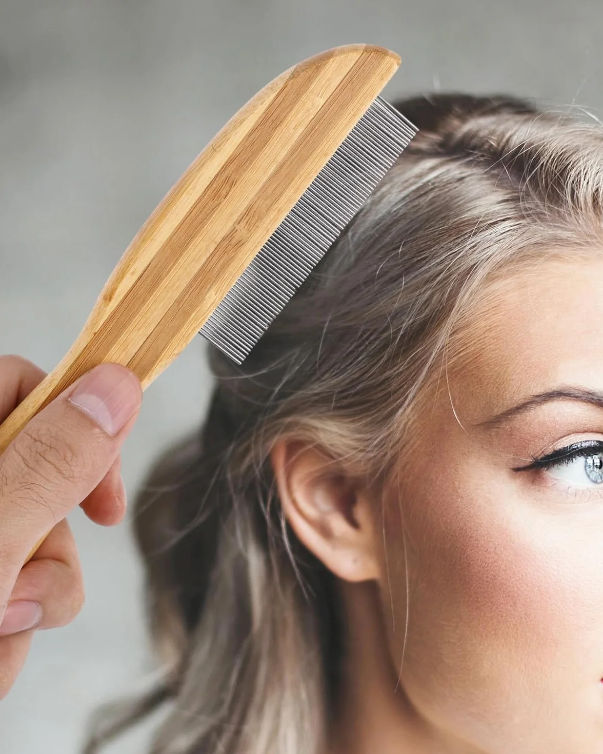 1 peigne à dents anti-pelliculaire avec manche en bois,peigne à dents ultra-fin avec acné en métal,peigne à puces multifonctionnel,peigne à tiques,peigne de soin pour adultes,chiens,chats