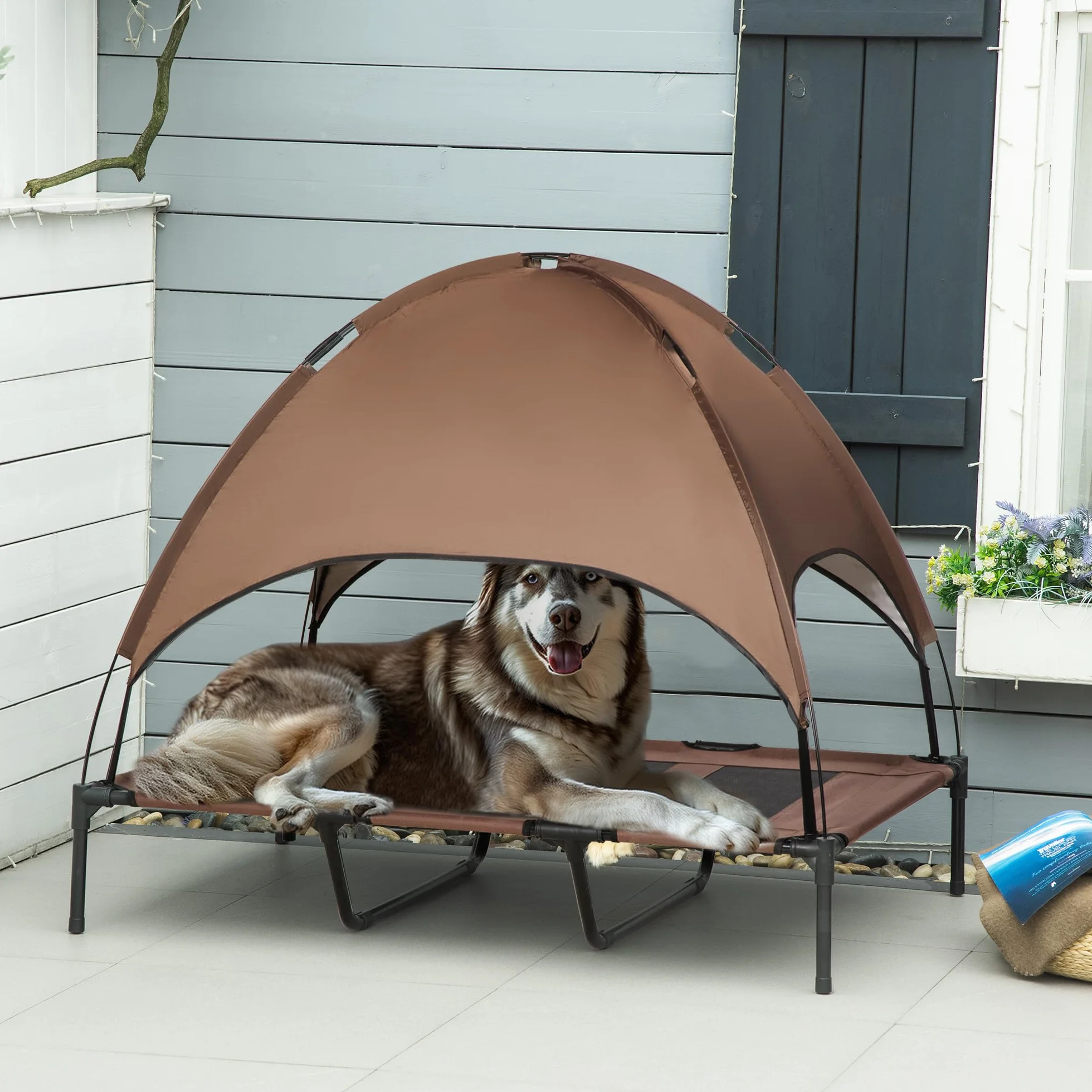 PawHut Lit pour Chien Chat sur Pieds Grand Confort Velum Anti-UV Tissu Oxford Micro-perforé + Parasol + Sac de Transport Inclus Marron Noir