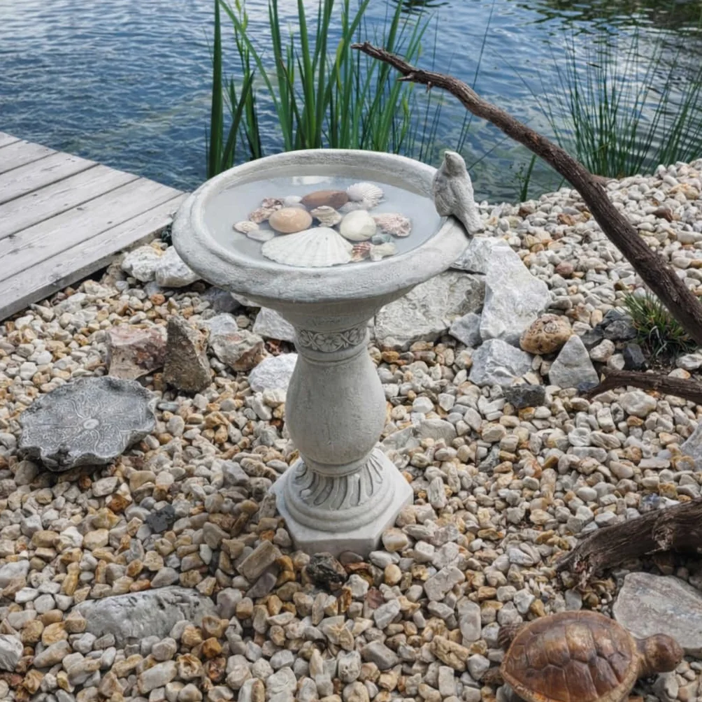 Bain d'oiseau Antique sur Colonne décorative en Pierre coulée