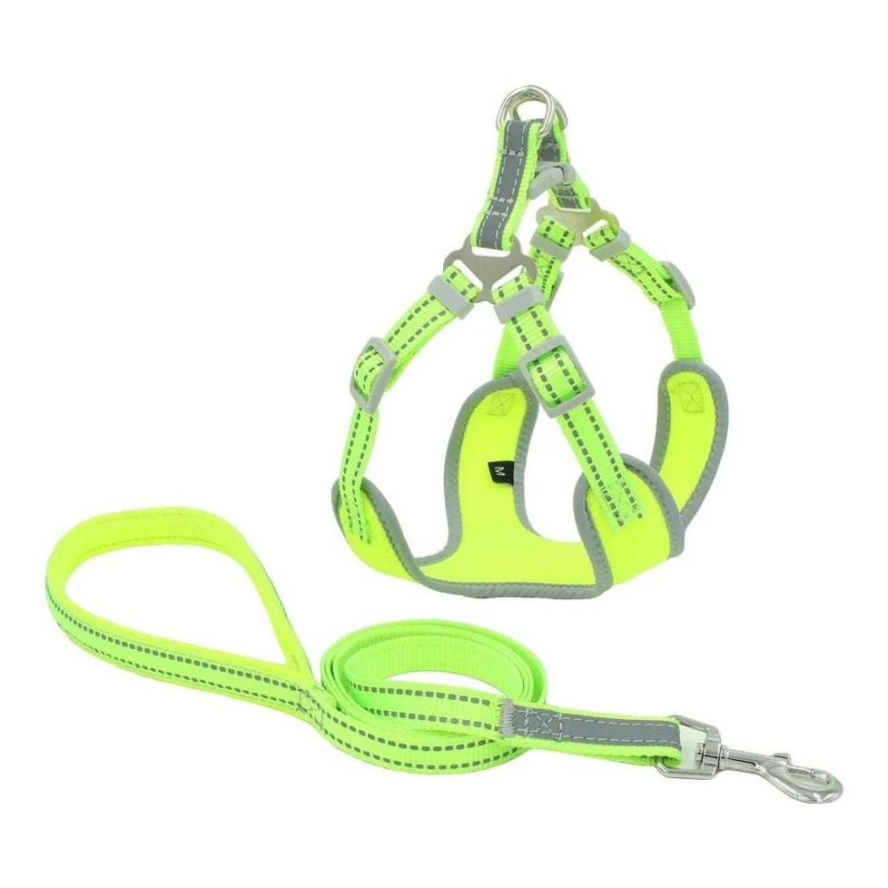 NX Ceinture de sécurité respirante pour chien en été, ceinture de sécurité sans laisse pour chiots de petite/moyenne taille qui se reflète la nuit, fournitures pour animaux domestiques M 20-61 cm vert