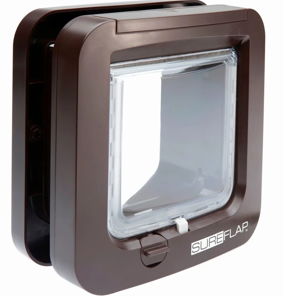 Sure PetCare SureFlap Chatière à Puce électronique Compatible médaillon identification radiofréquence puces électroniques Portes fenêtres Murs Marron