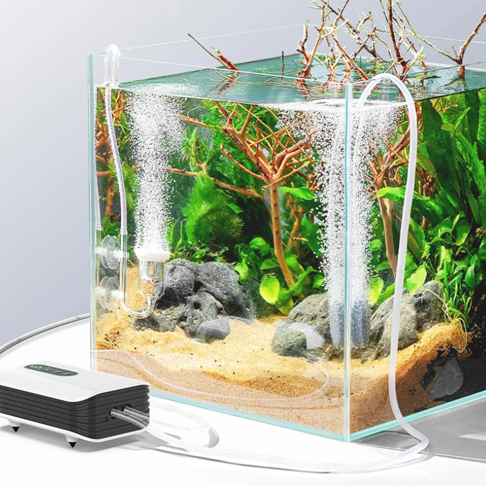 Behogan Pompe à air pour aquarium rechargeable 1,8W 1 sortie deux modes silencieuse débit réglable 6 niveaux