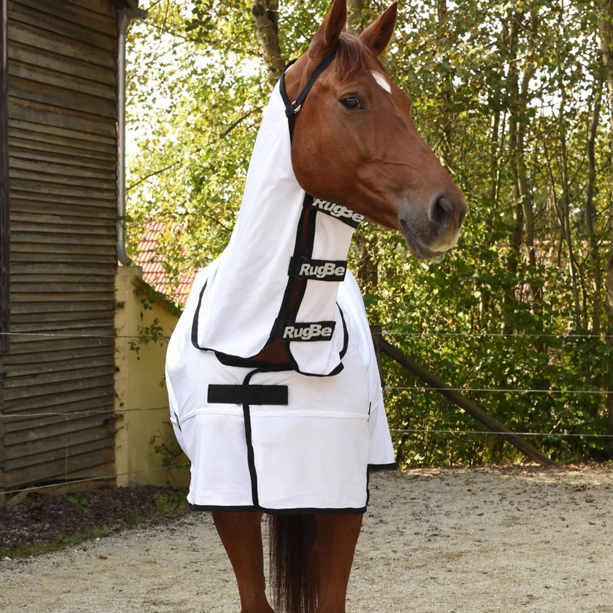 Kerbl Couverture Rugbe Superfly Blanche 145 Cm Cheval Taille M