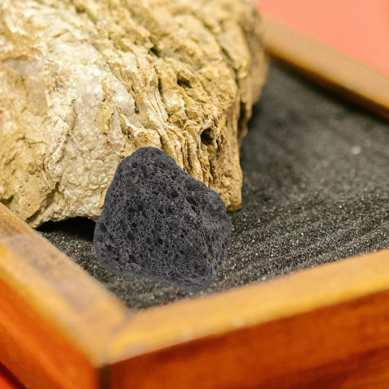 BESTonZON Pierres de lave naturelles 400 g - Galets volcaniques pour aquarium et parterre