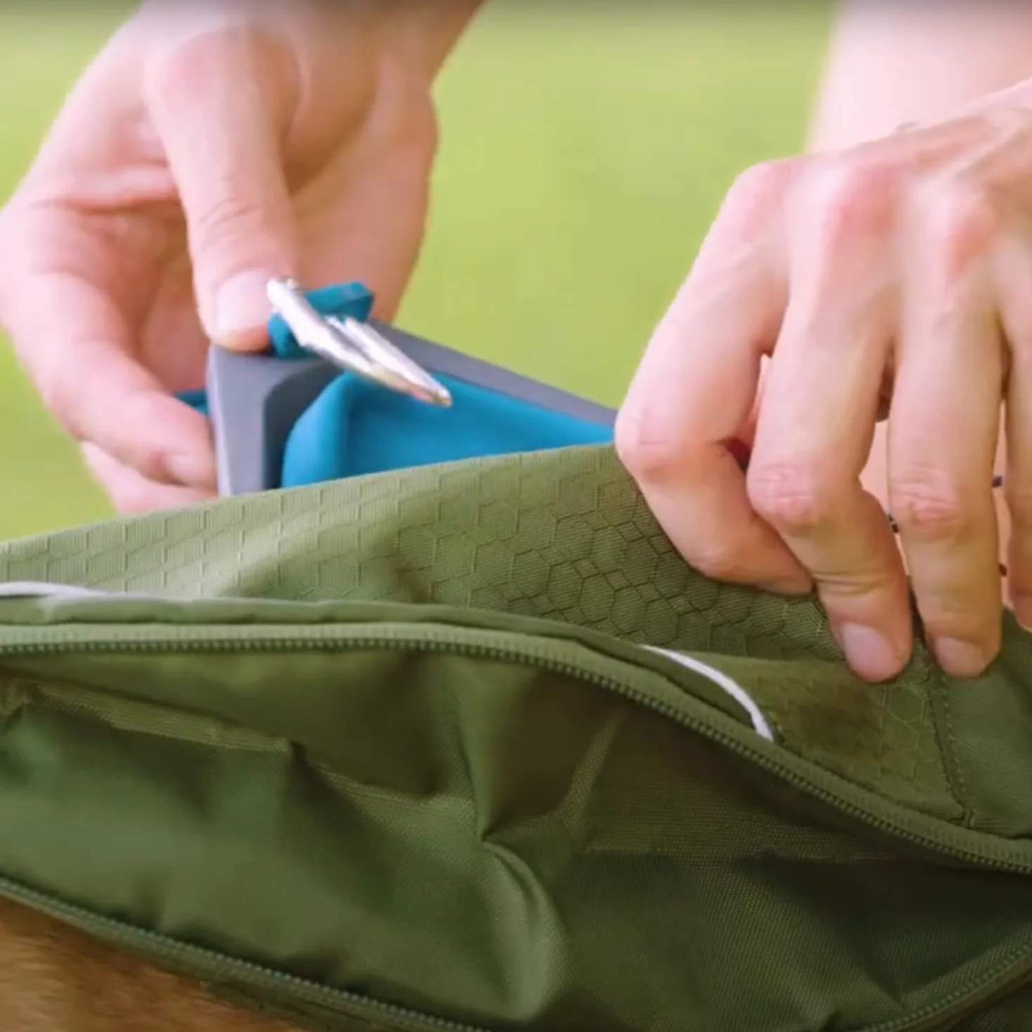 Kurgo Cascade Harnais pour Chien Sac à Dos Randonnée Taille M Vert