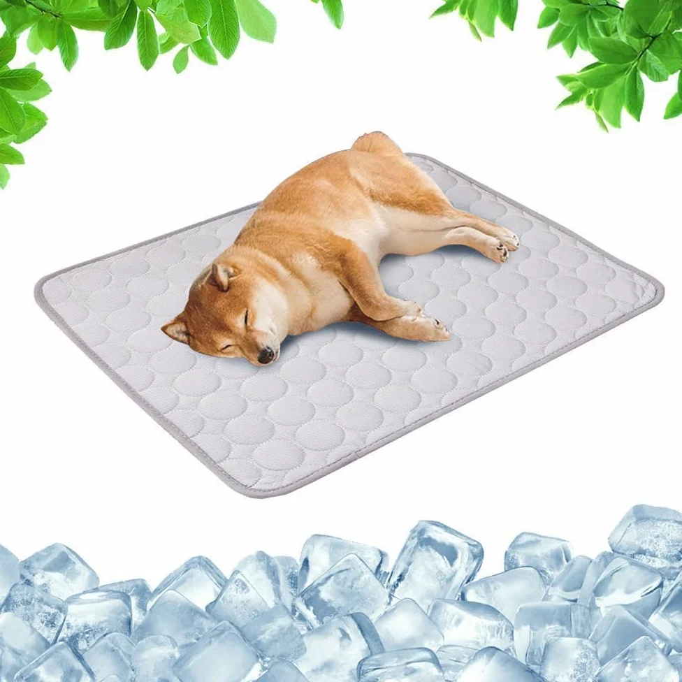 Générique Tapis Rafraichissant Chien Chat, Tapis Refrigerant pour Chien Coussin Rafraichissant pour Chiens Matelas Frais Chats ete Refroidissement Chat