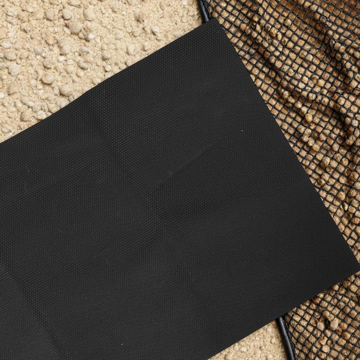 UPKOCH Tapis d'Aquarium Antidérapant 60 x 40 cm Anti-Vibrations