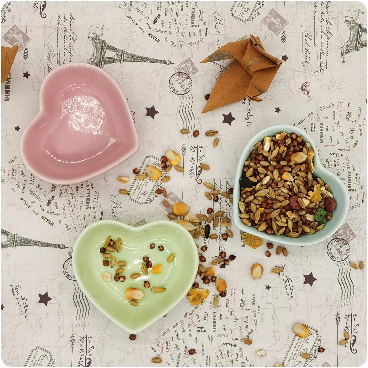Bol céramique en forme de cœur pour hamster, cochon d'Inde, gerbille, hérisson, chinchilla, perroquet (rose)