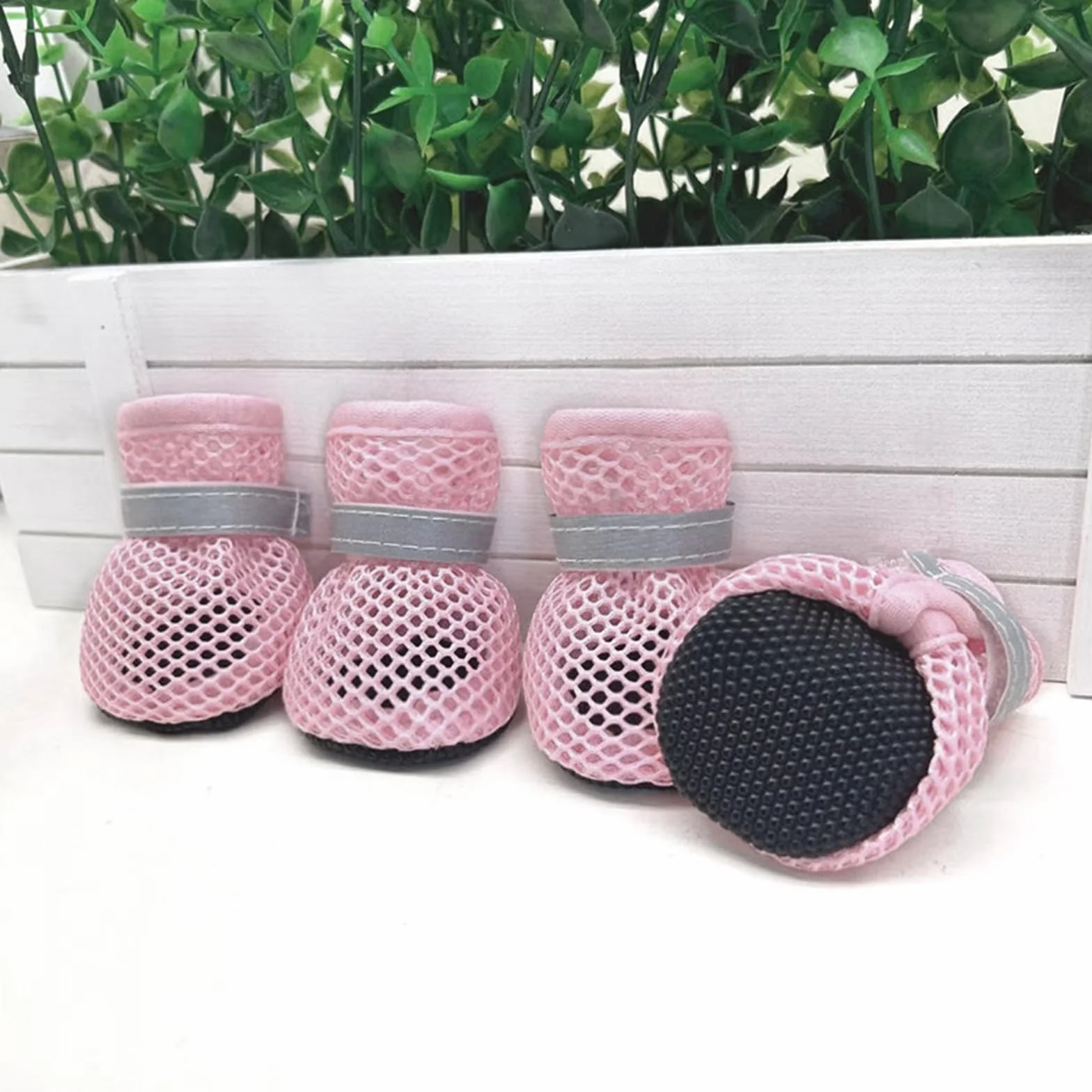 Lot de 4 chaussures d'été en maille pour chien - Respirantes - Protection des pattes - Antidérapantes - Rose - Taille S