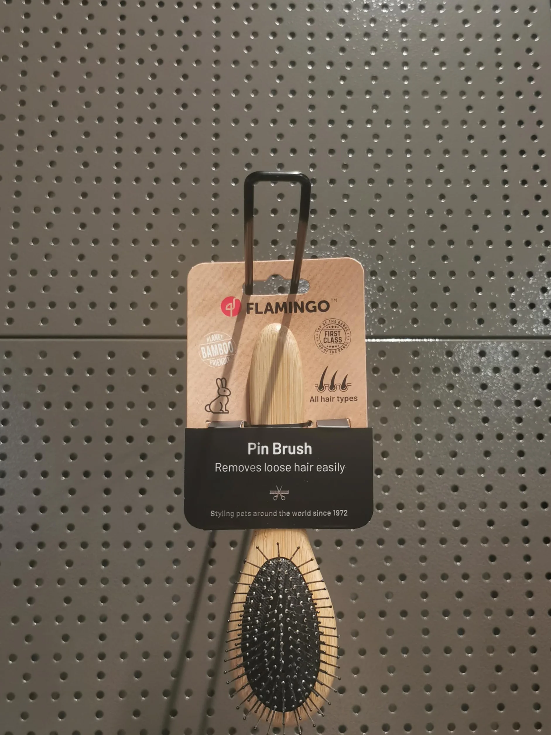 Brosse Rongeur Babu B flamingo - Brosse petits animaux bambou à picots