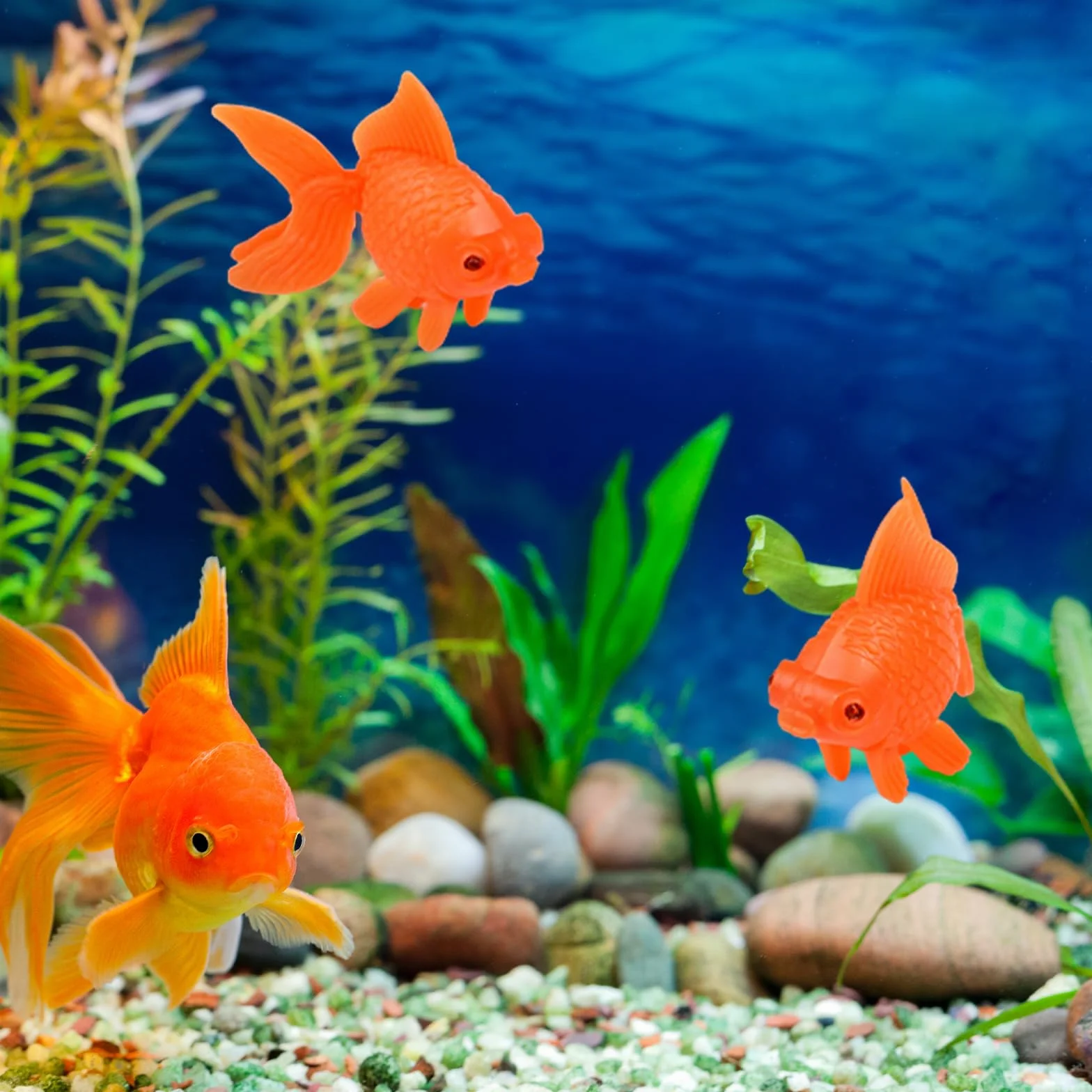 Poissons Artificiels en Mouvement Flottants pour Aquarium - 15 Pièces Petit Poisson Rouge Orange