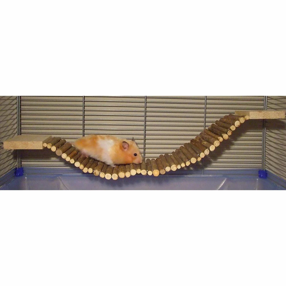 Kerbl Pet Pont pour Hamster, Pont en Bois, 57x7cm, Bois Naturel, avec Crochet de Fixation, Utilisation Flexible