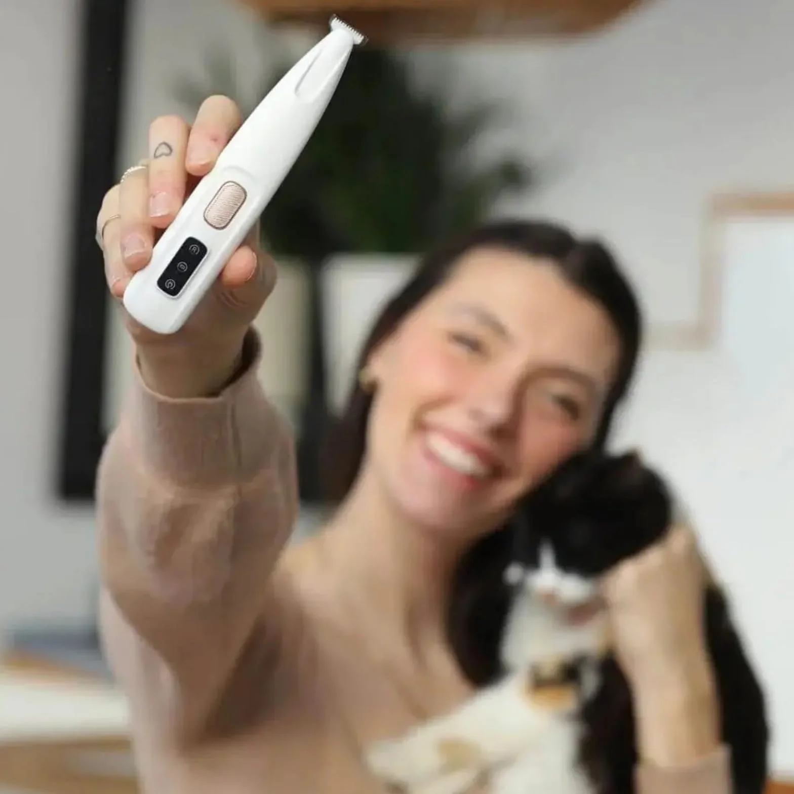 Patounet Tondeuse de Précision pour Chat, Électrique Ultra-Silencieuse, Lames Hypoallergéniques Rechargeable