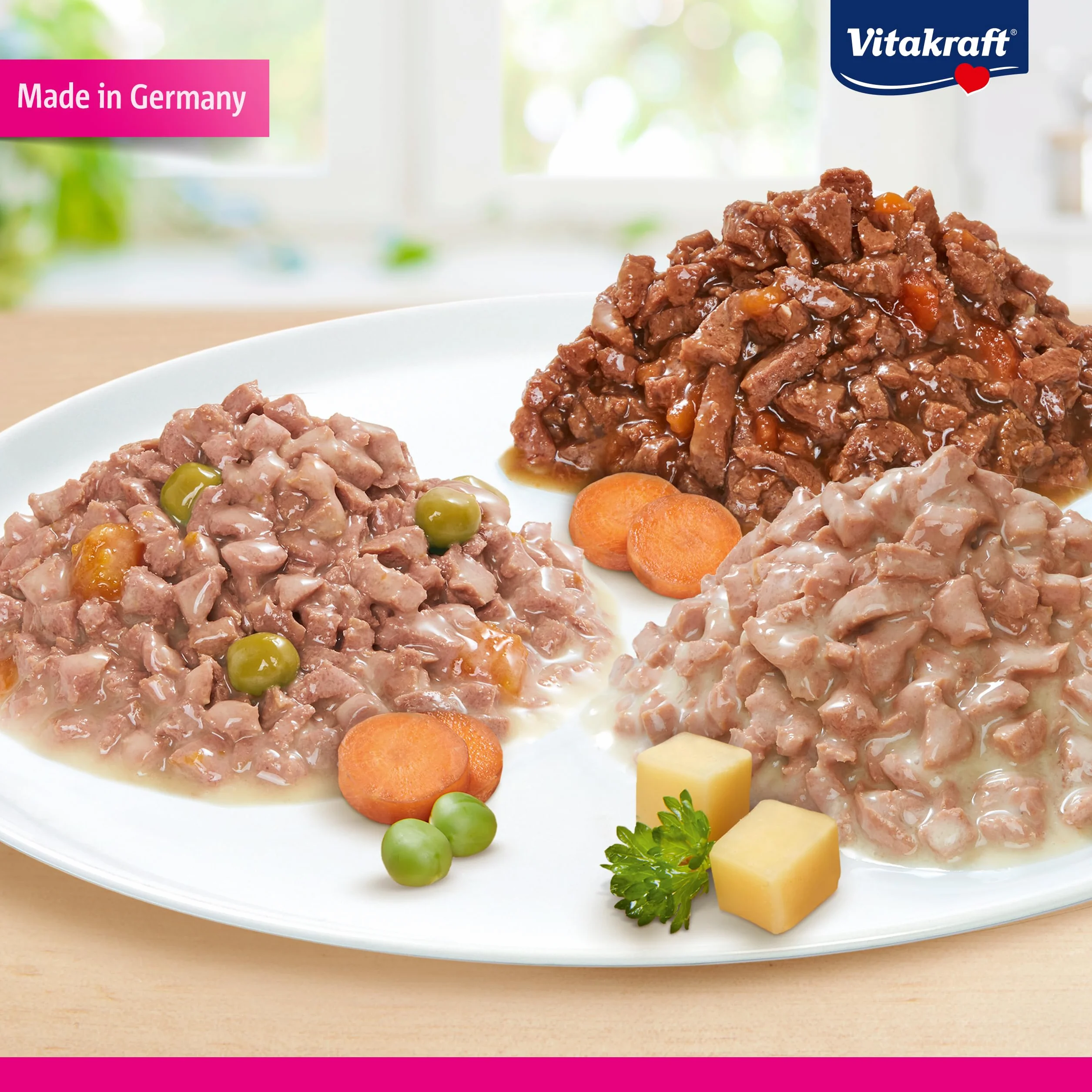 VITAKRAFT Poésie Création Sélection Tendre Nourriture Humide pour Chats en Sauce Poulet Dinde Bœuf 6x85g