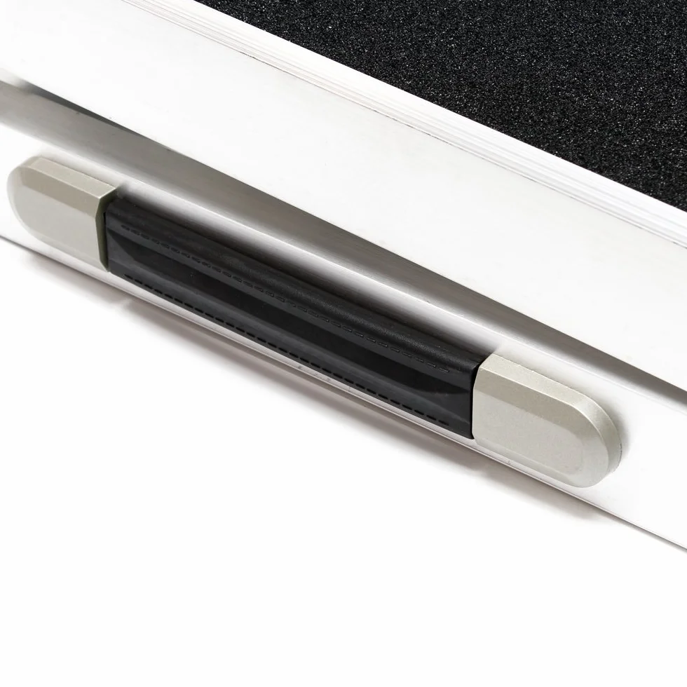 Wiltec Rampe d'accès pour Chien et Animaux – 1220 x 380 x 60 mm – capacité 115 kg – Une Fois Pliable – en Aluminium – avec Surface antidérapante Embarquement Voiture